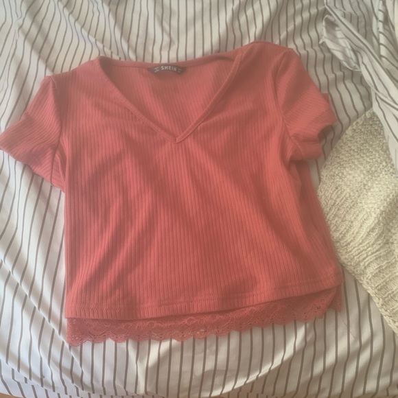 Tops - Pink crop top